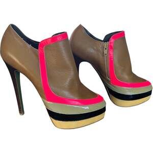 NEW Ruthie Davis $645 Walden Stiletto Bootie Tan Multi or RECOLOR? size 37 / 6.5